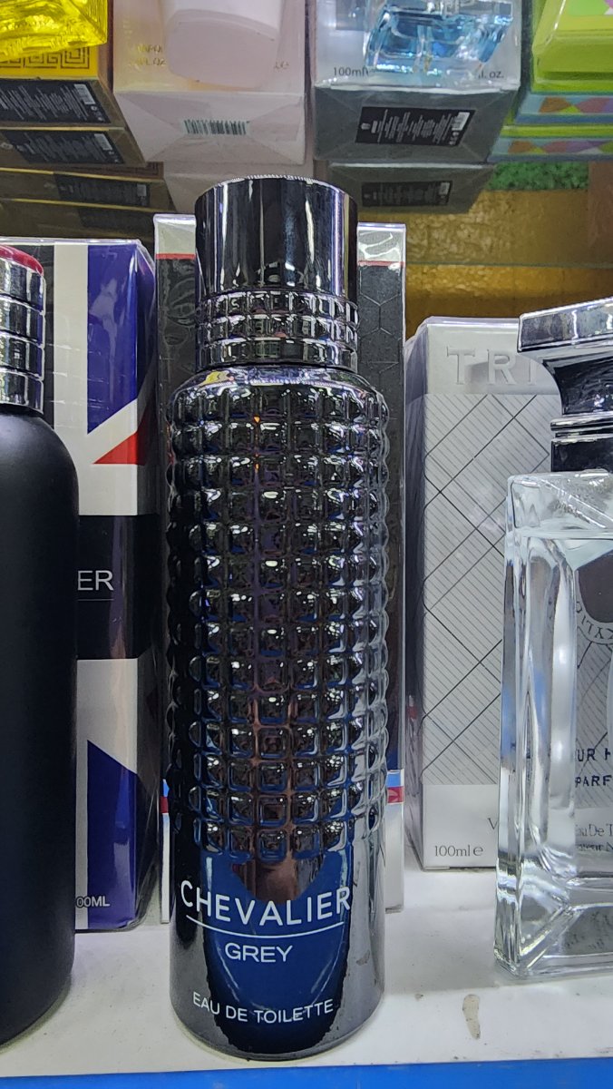 PERFUME CHEVALIER GREY