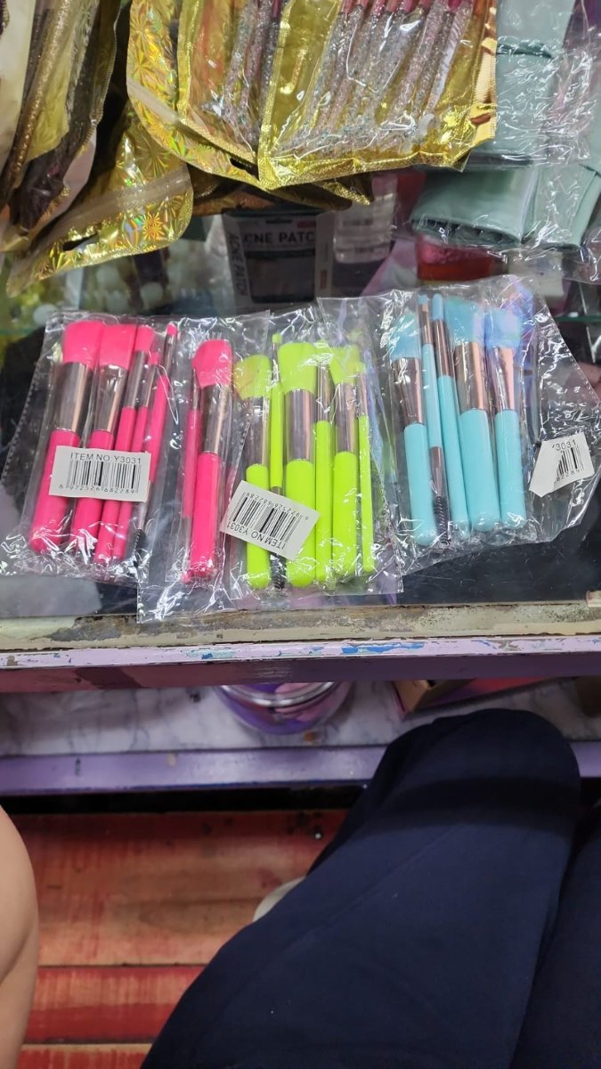 BROCHA FLUOR